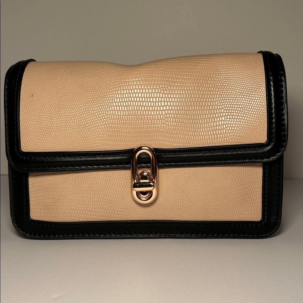 Jules Kae Mia bag NWT!